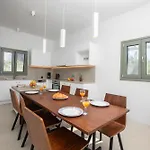 Villa J&j